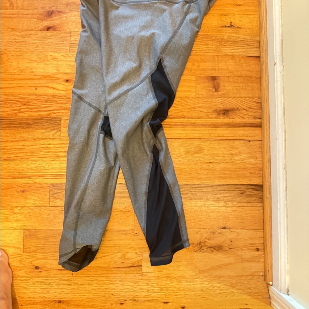 Under Armour Charcoal and Black Leggings